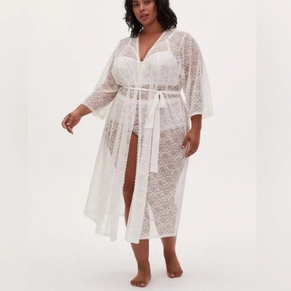 Torrid white lace robe